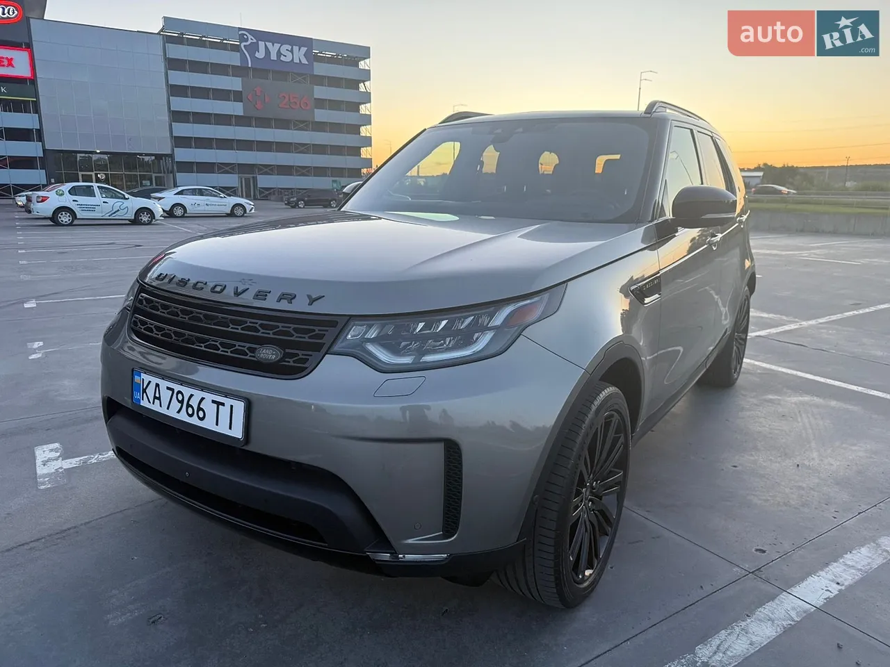2016 Land Rover Discovery - мініатюра 20