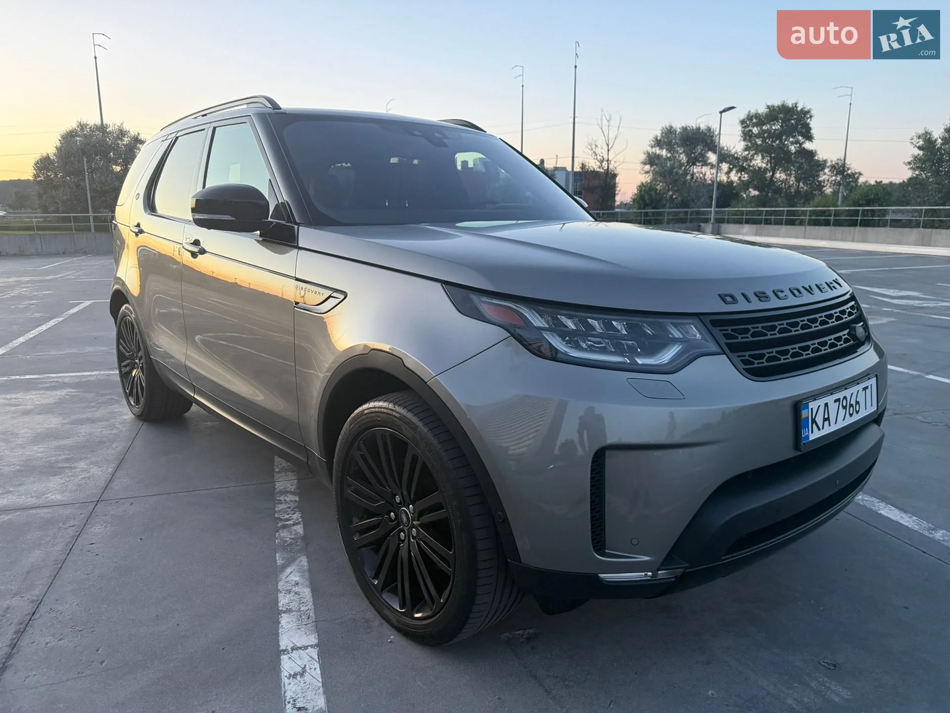 2017 Land Rover Discovery - мініатюра 3