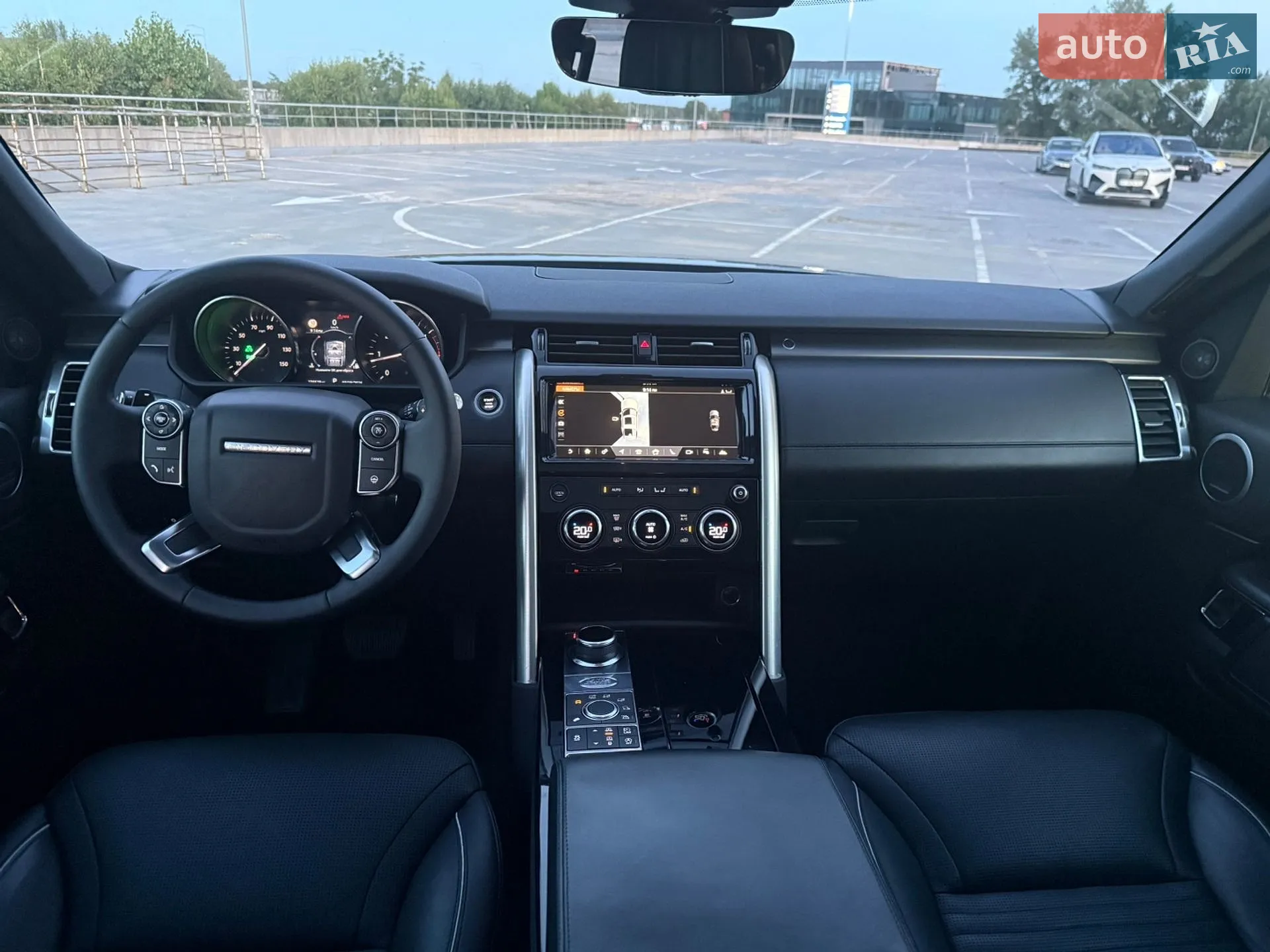 2017 Land Rover Discovery - мініатюра 34