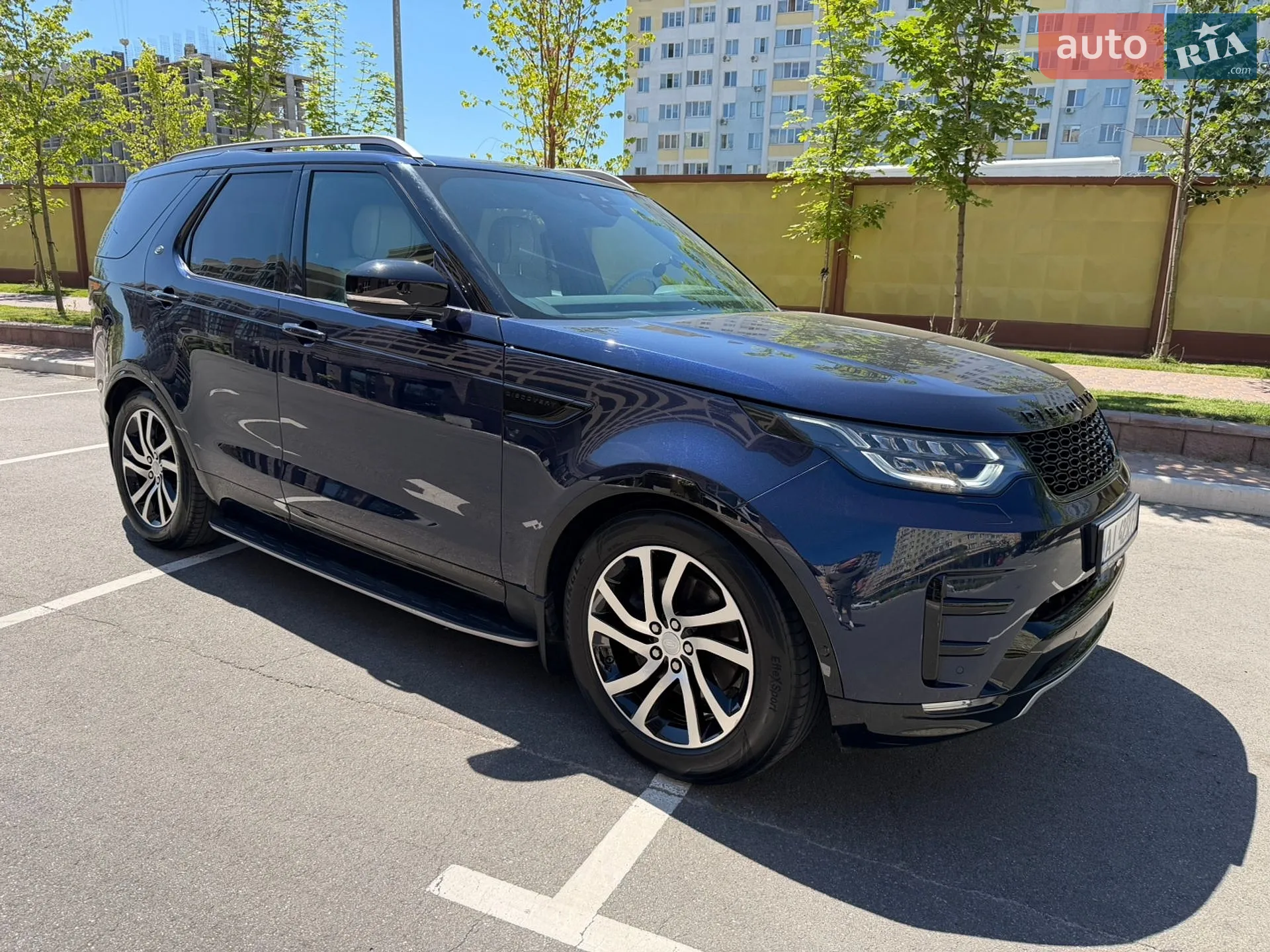 2018 Land Rover Discovery - мініатюра 10