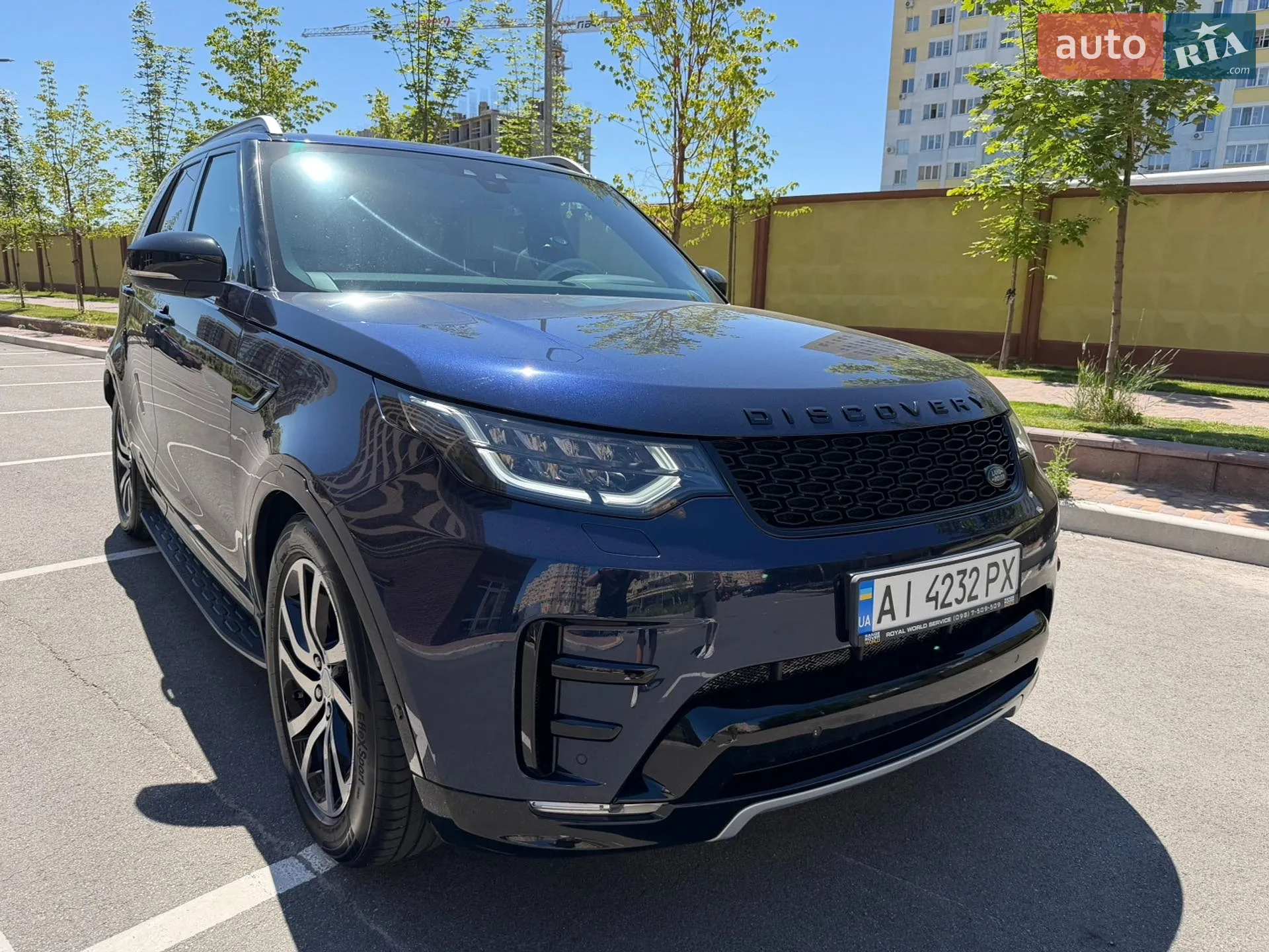 2018 Land Rover Discovery - мініатюра 12