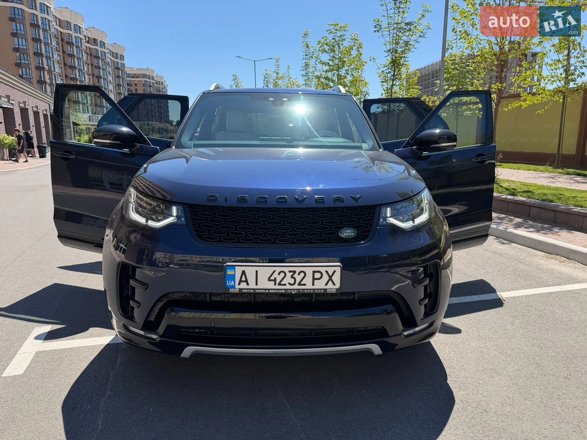 2018 Land Rover Discovery - мініатюра 21