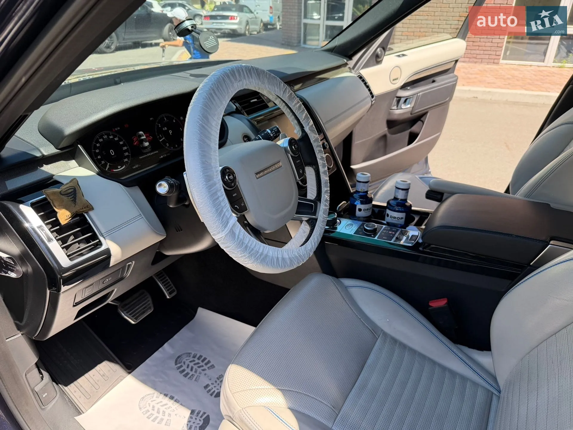 2018 Land Rover Discovery - мініатюра 25