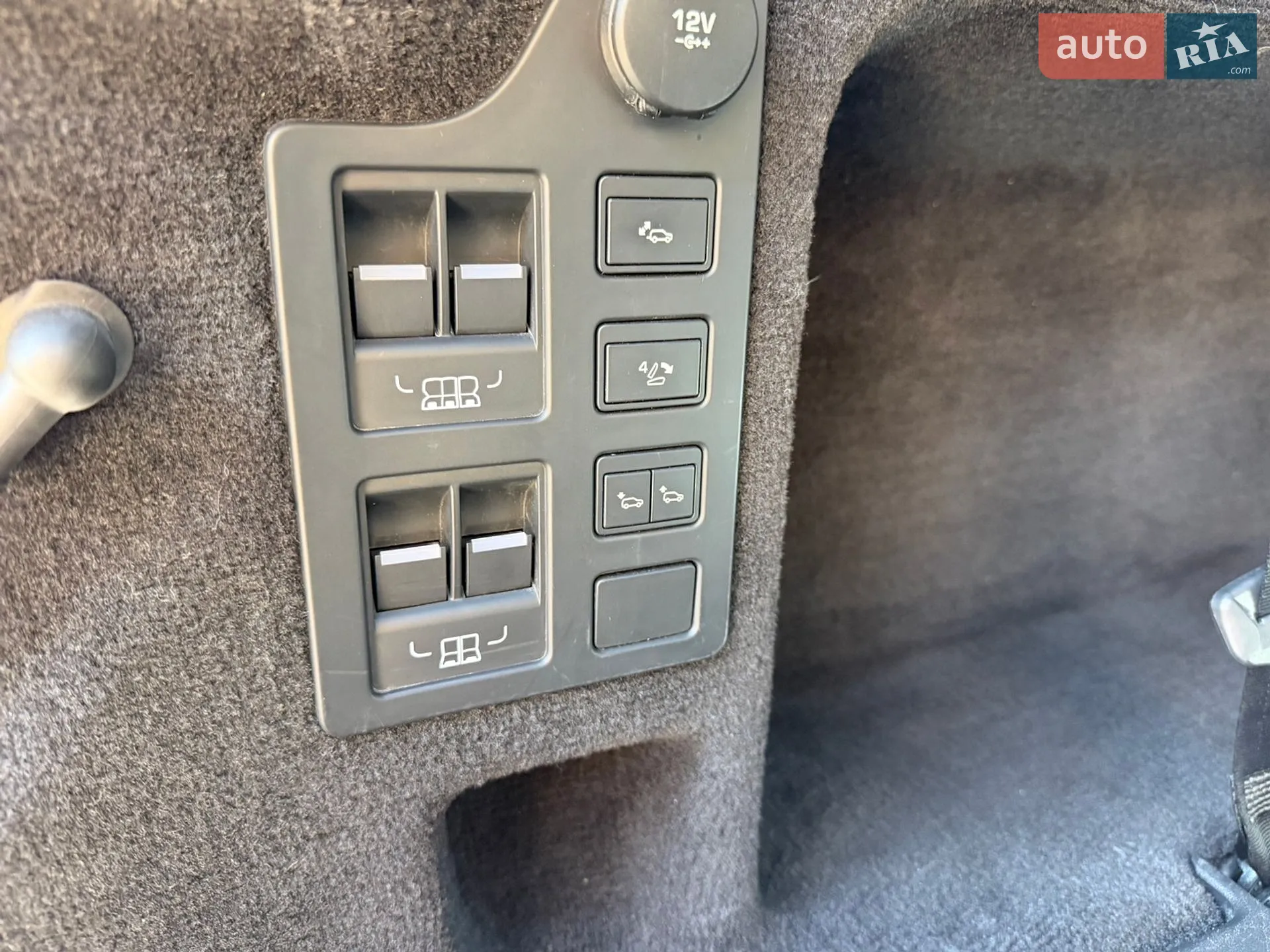 2018 Land Rover Discovery - мініатюра 52