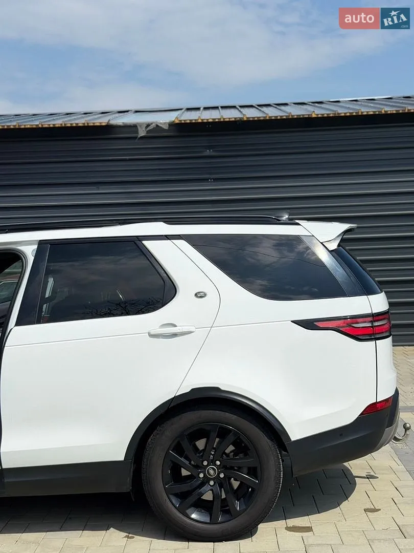2017 Land Rover Discovery - мініатюра 4