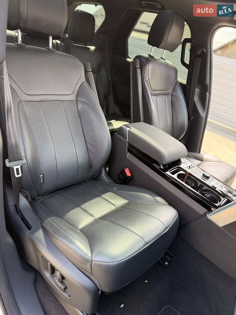 2017 Land Rover Discovery - мініатюра 9