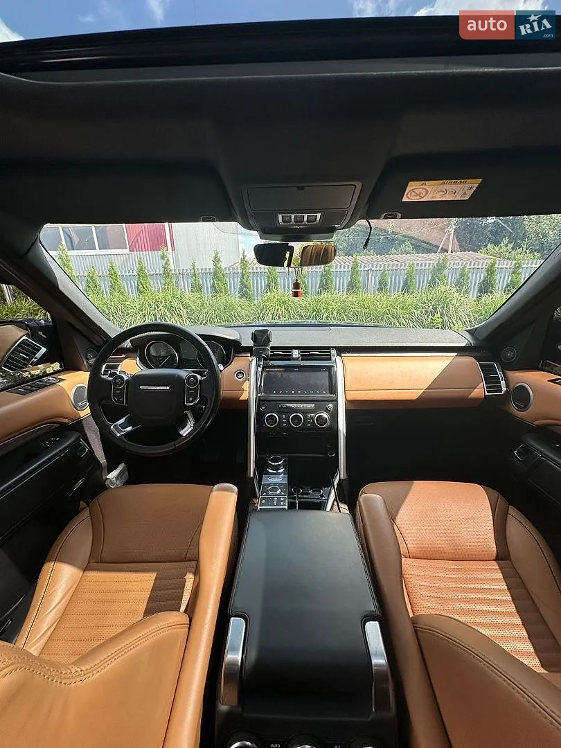 2017 Land Rover Discovery - мініатюра 12