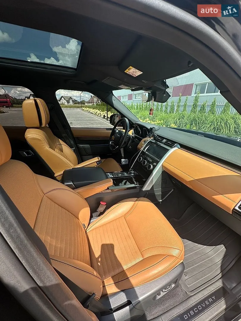 2017 Land Rover Discovery - мініатюра 23