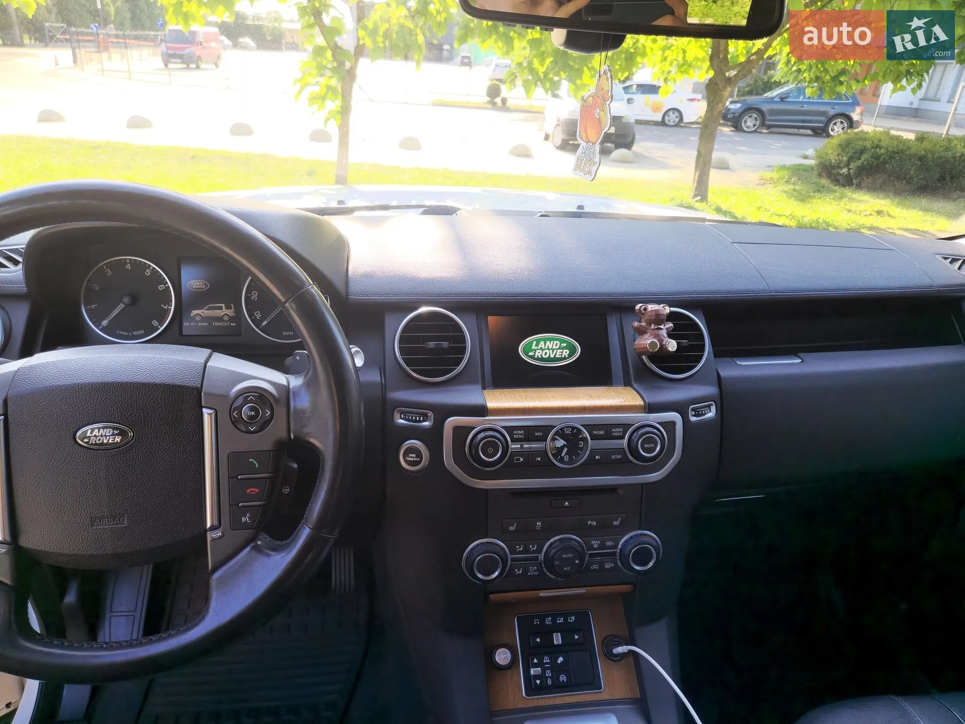 2015 Land Rover Discovery - мініатюра 17