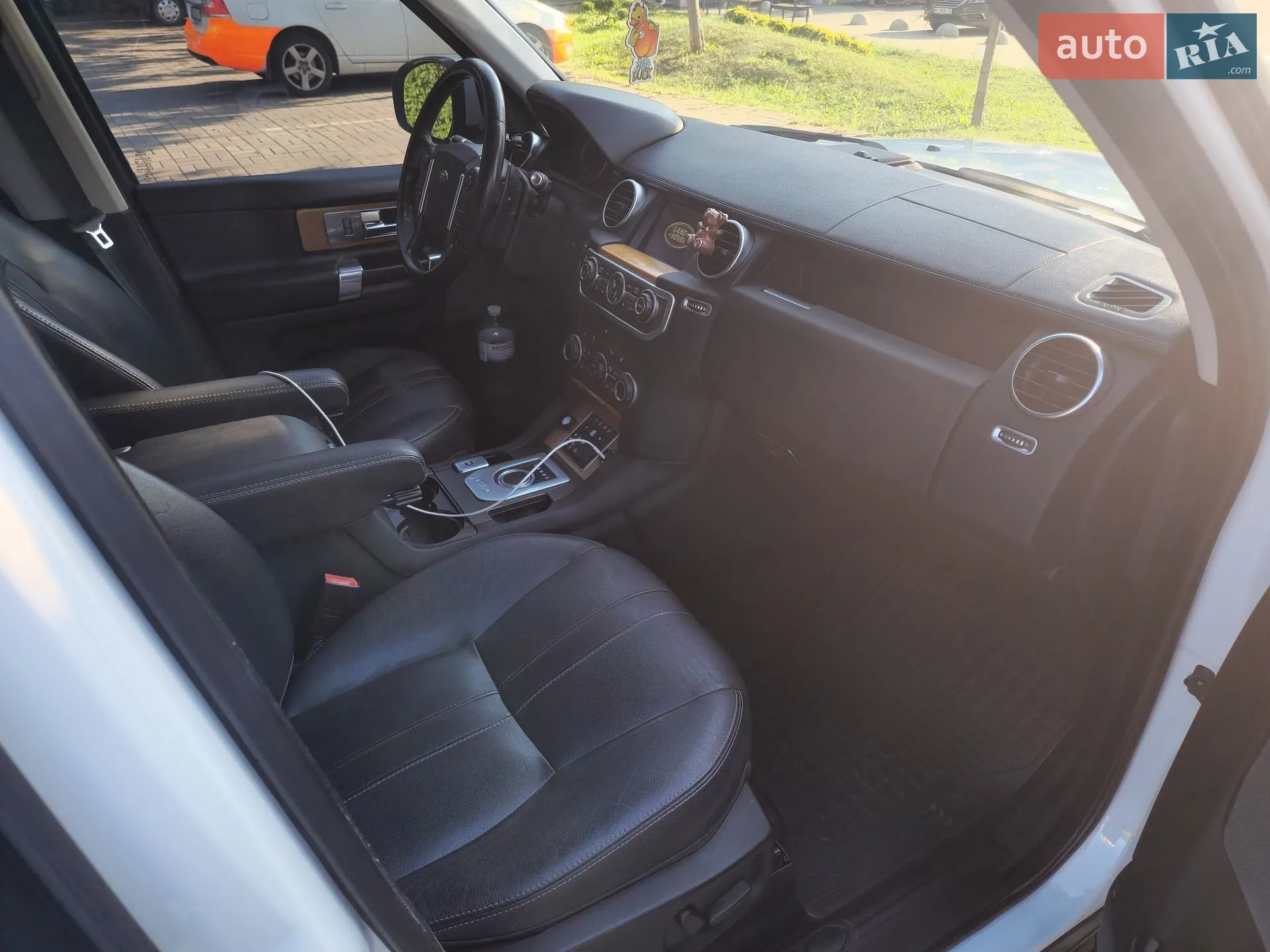 2015 Land Rover Discovery - мініатюра 20