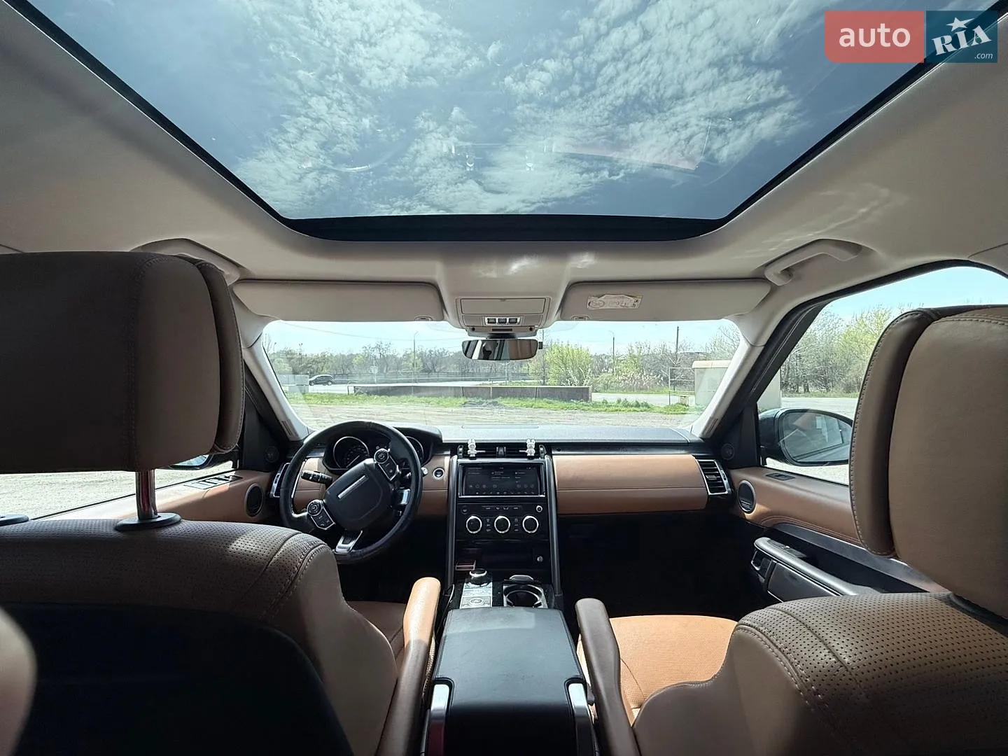 2017 Land Rover Discovery - мініатюра 33