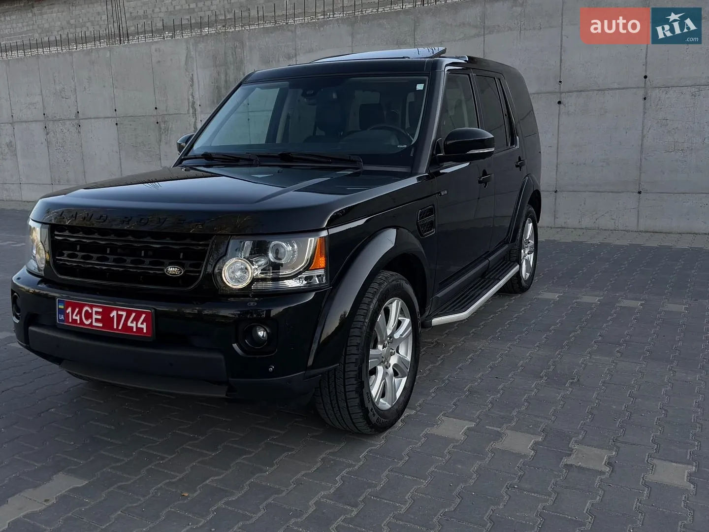 2015 Land Rover Discovery - мініатюра 24
