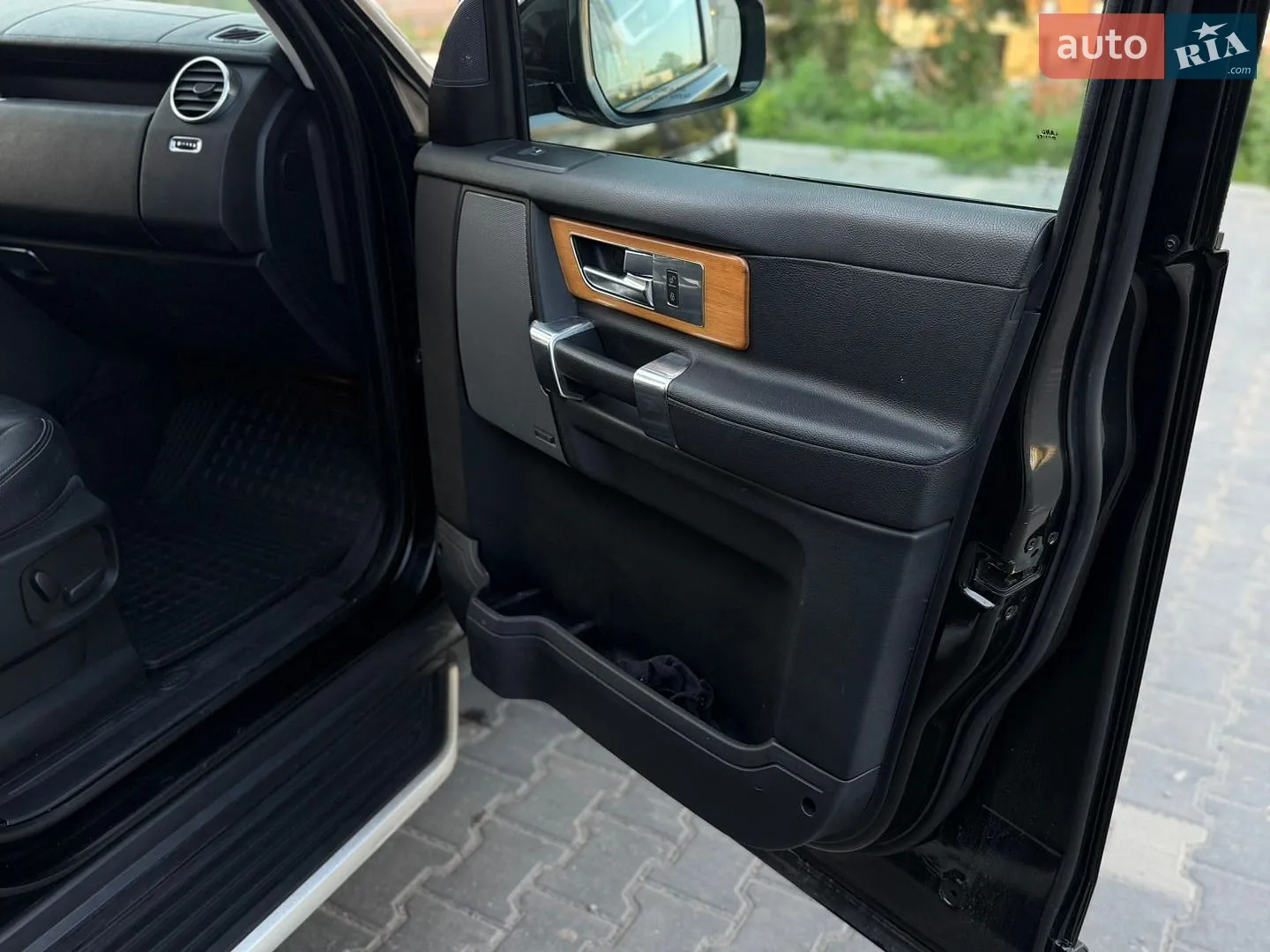2015 Land Rover Discovery - мініатюра 33