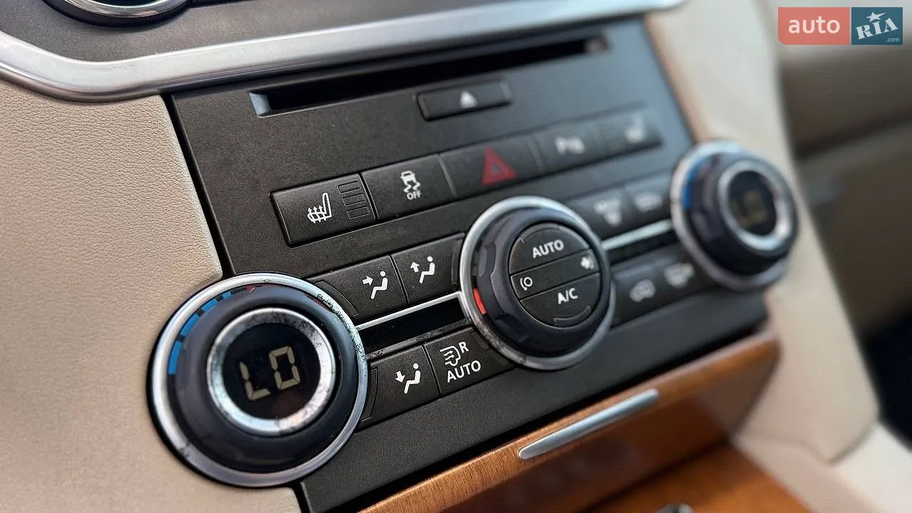 2016 Land Rover Discovery - мініатюра 74