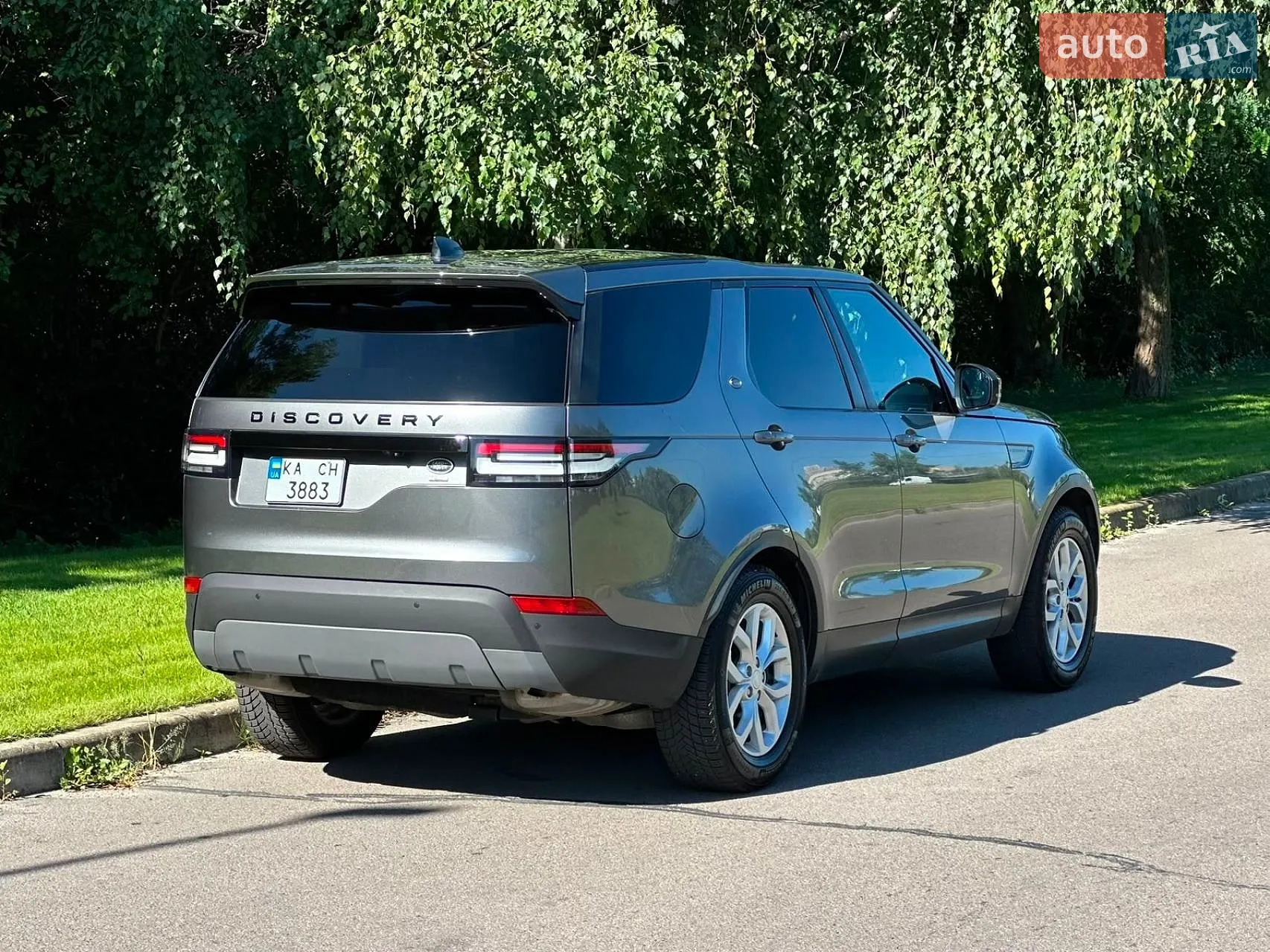 2018 Land Rover Discovery - мініатюра 3