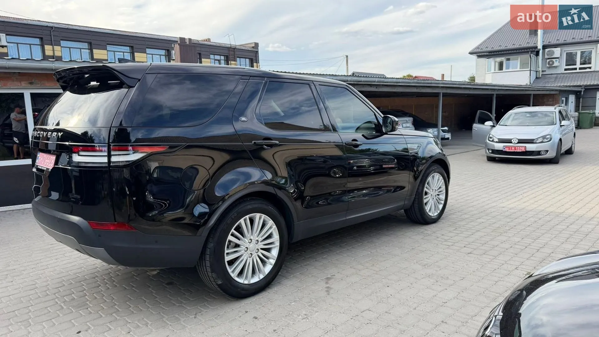 2020 Land Rover Discovery - мініатюра 4