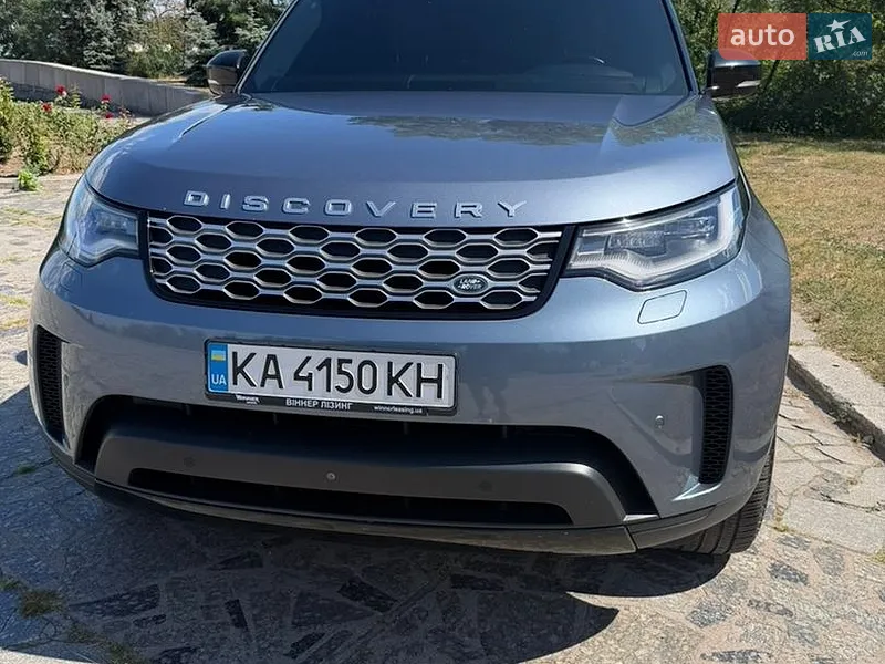 Land Rover Discovery 2021