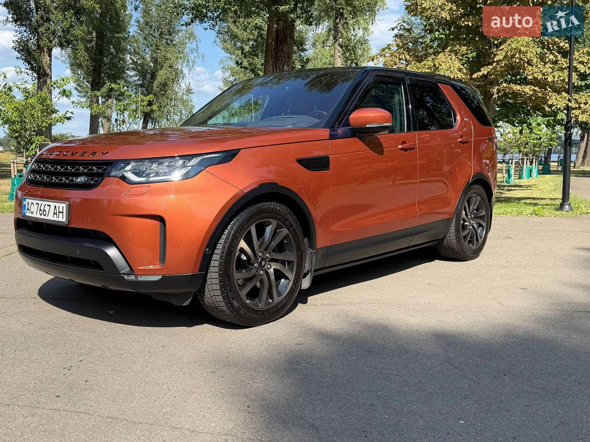 2019 Land Rover Discovery - мініатюра 12