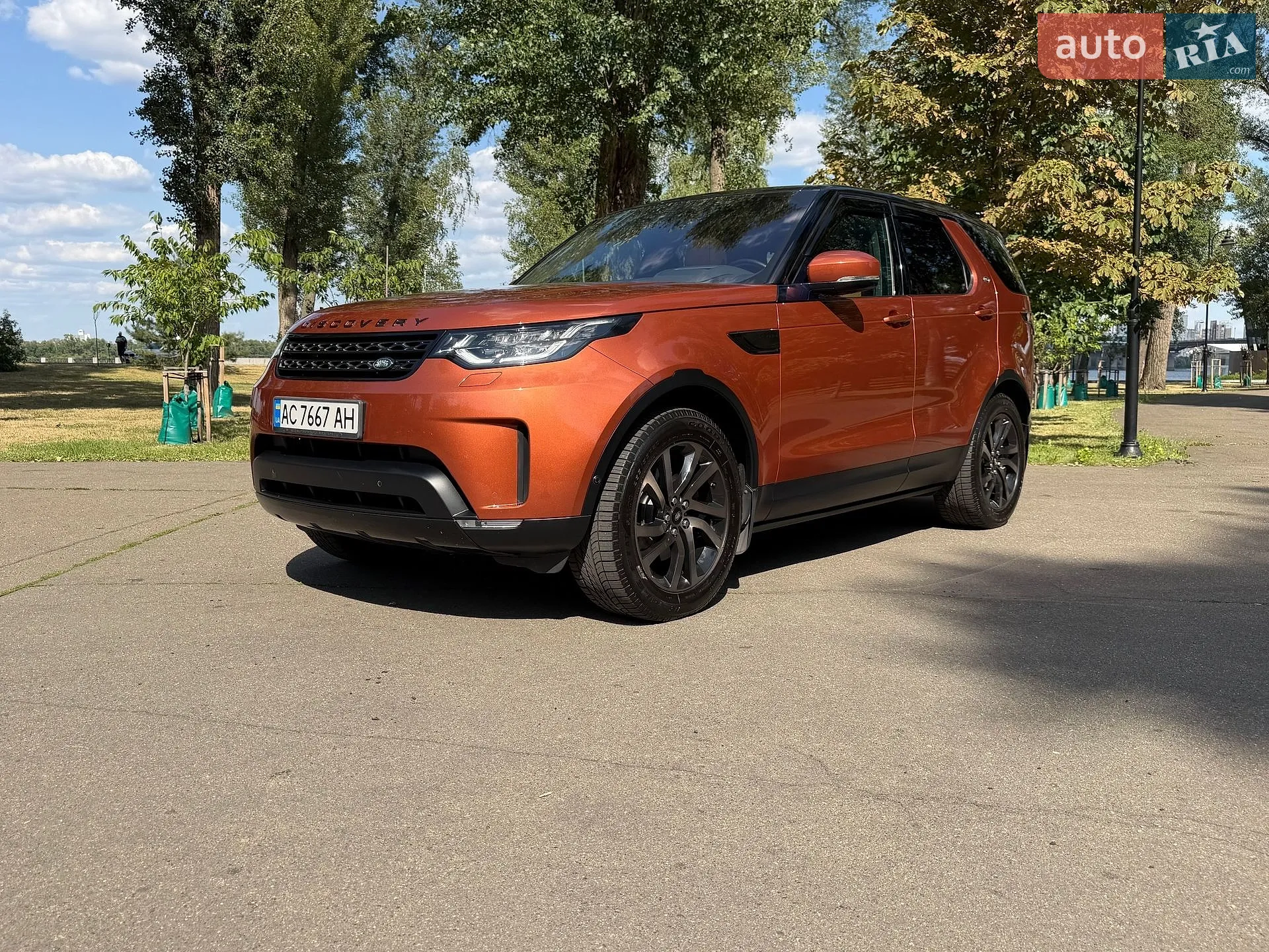 2019 Land Rover Discovery - мініатюра 32