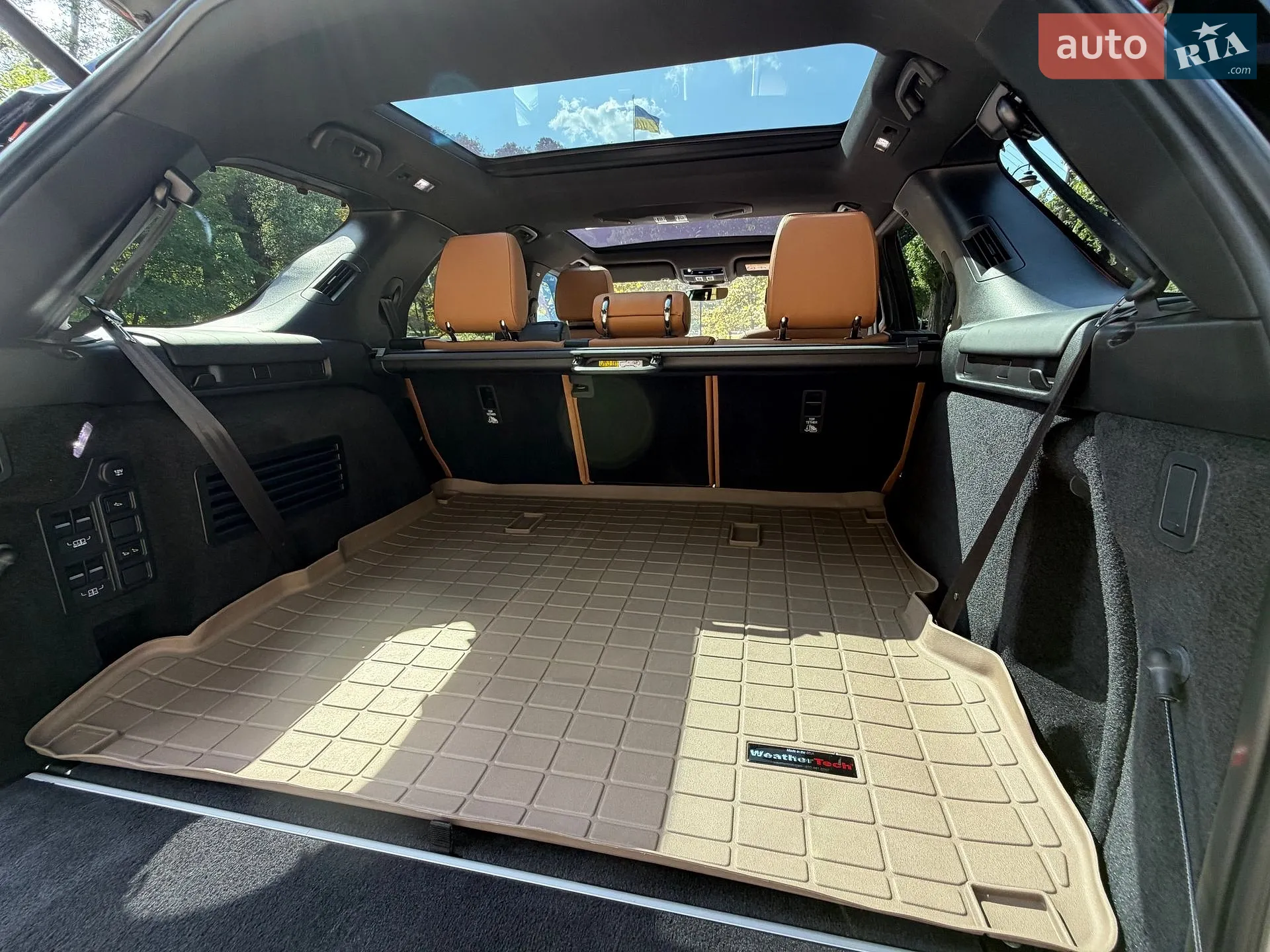 2019 Land Rover Discovery - мініатюра 63
