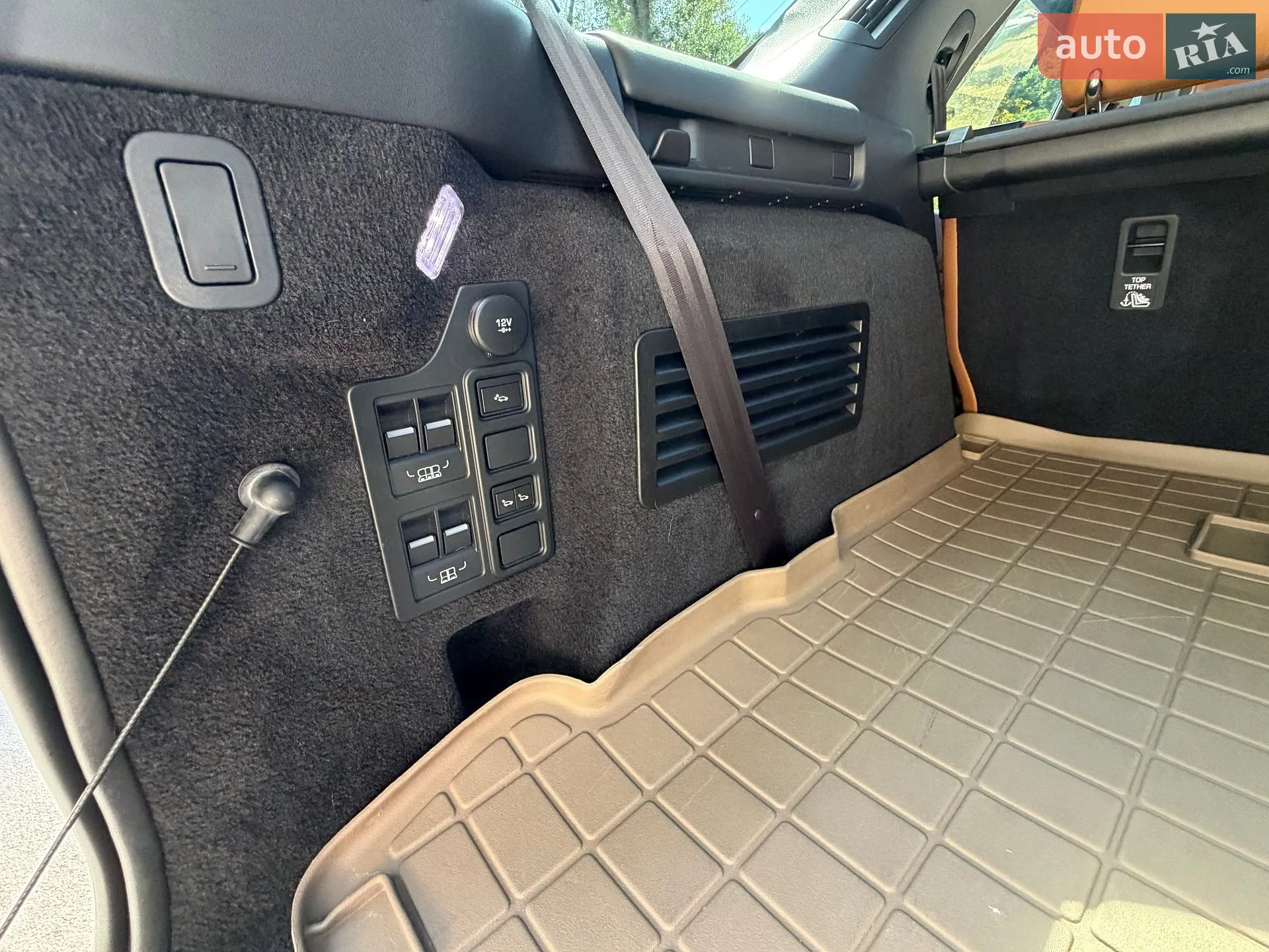 2019 Land Rover Discovery - мініатюра 66