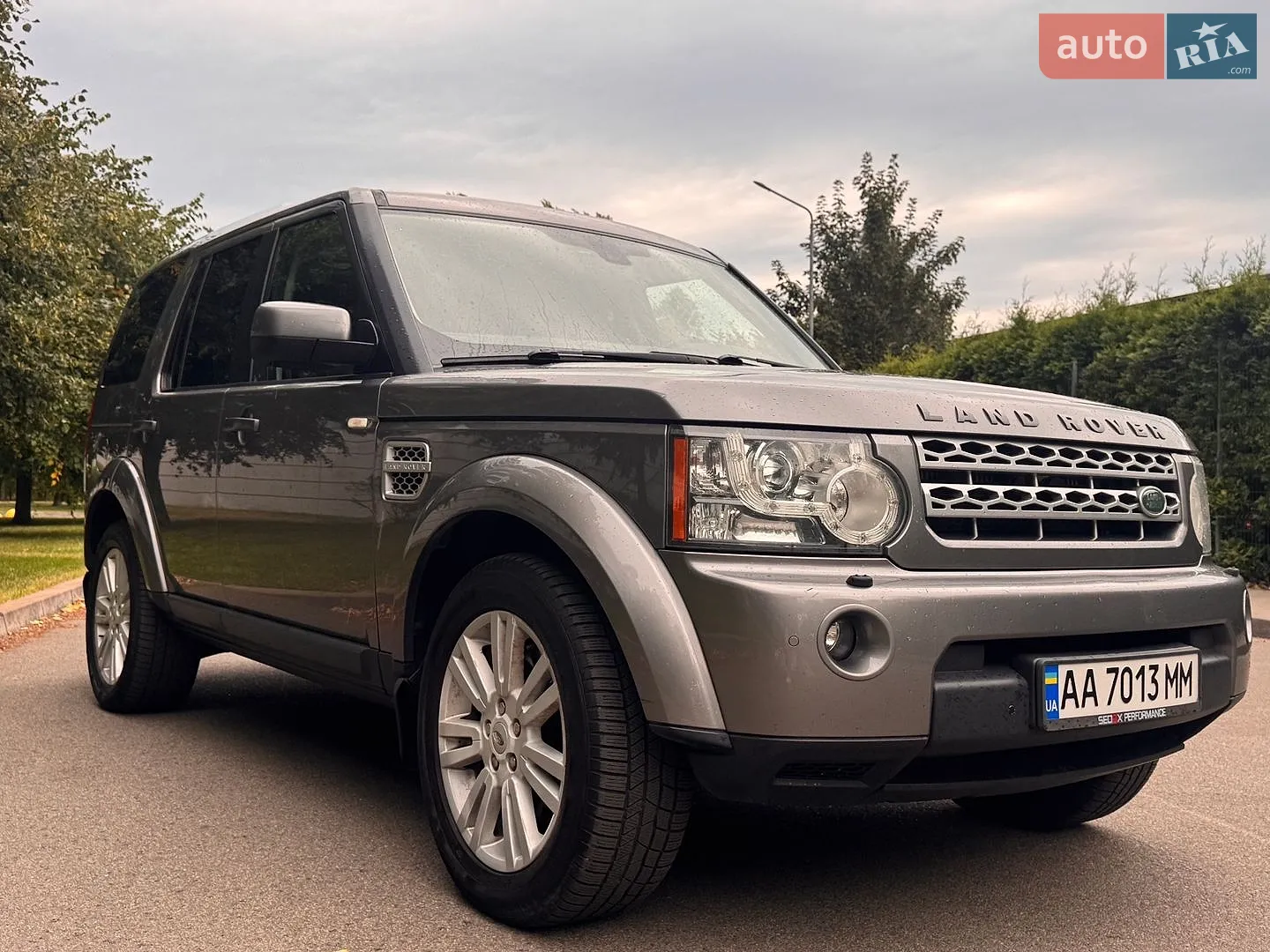 2010 Land Rover Discovery - мініатюра 2