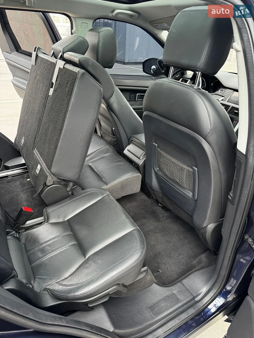 2016 Land Rover Discovery - мініатюра 35