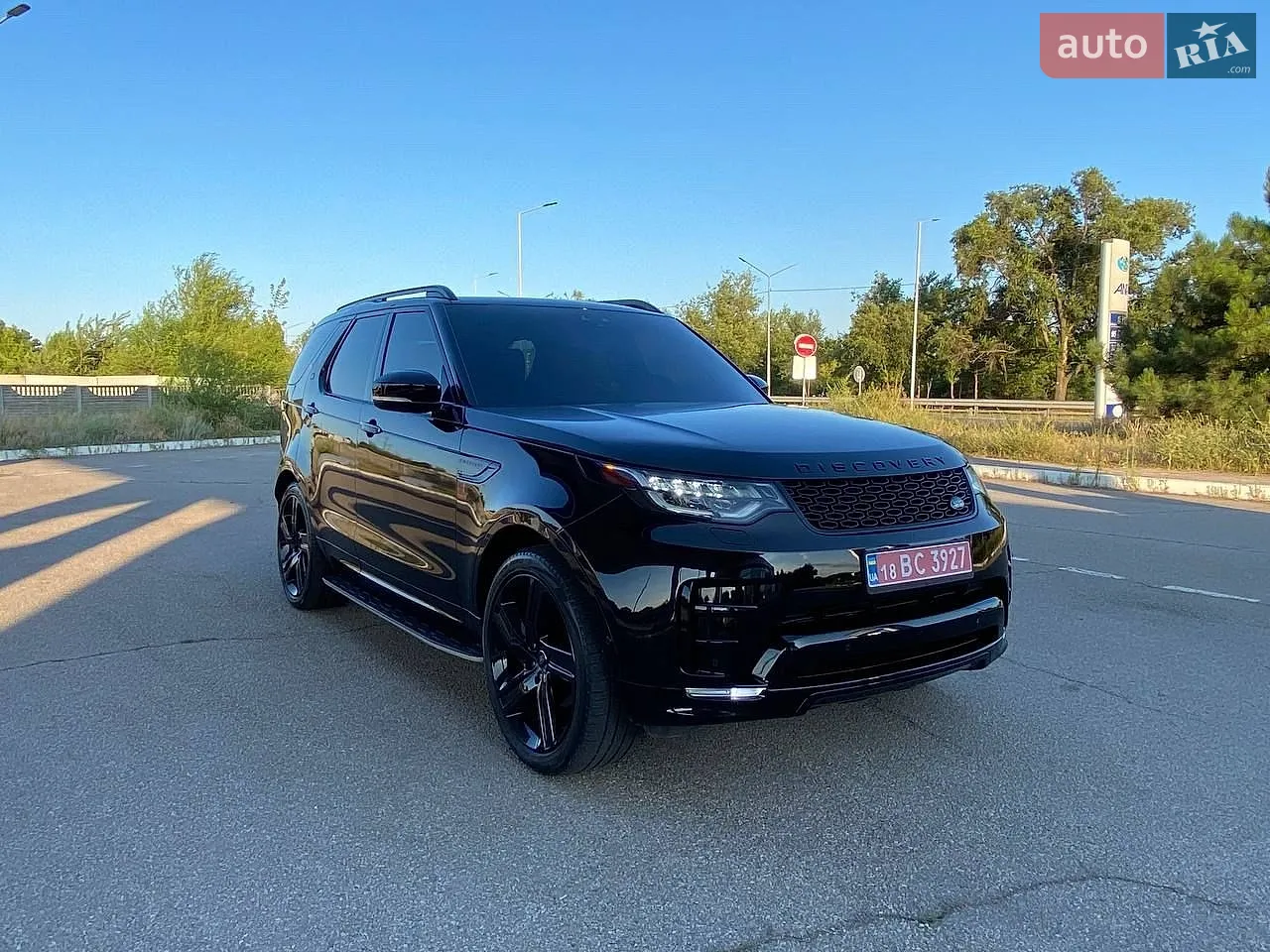 2017 Land Rover Discovery - мініатюра 19