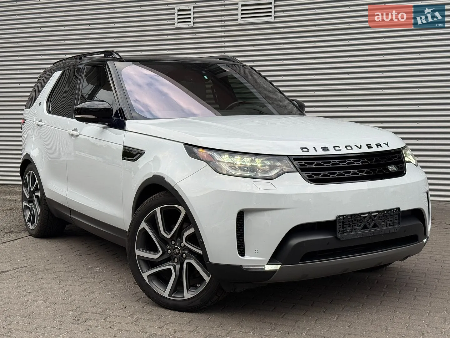 2019 Land Rover Discovery - мініатюра 10