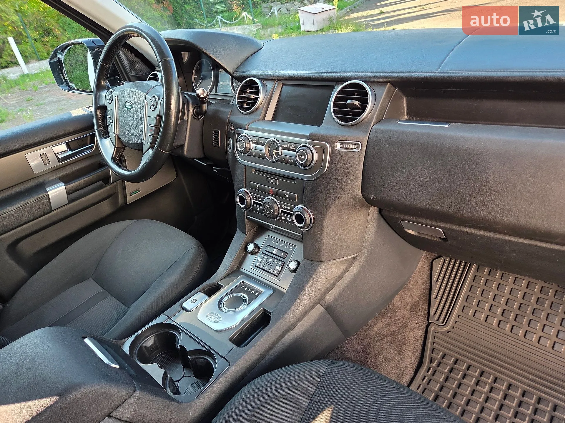 2016 Land Rover Discovery - мініатюра 14