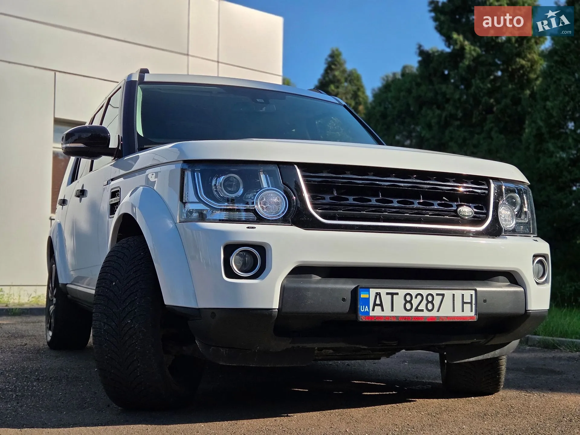 2016 Land Rover Discovery - мініатюра 31