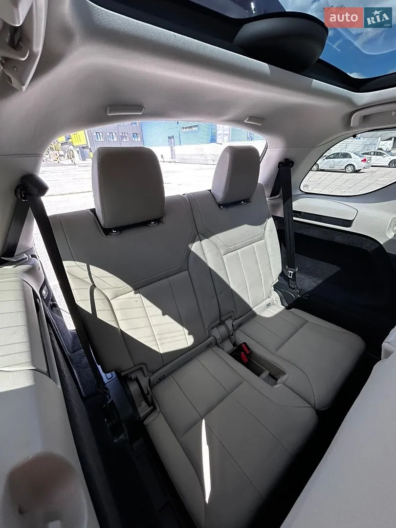 2019 Land Rover Discovery - мініатюра 43