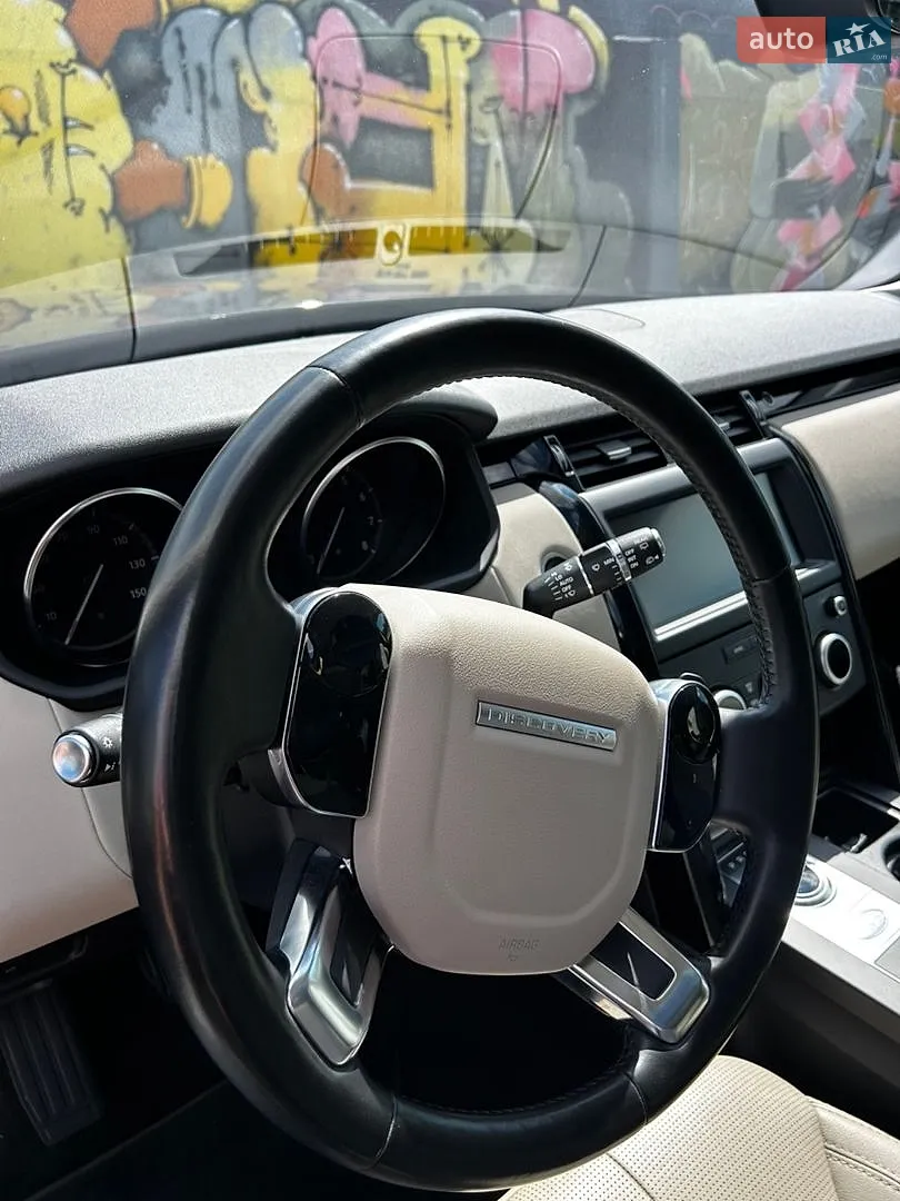 2019 Land Rover Discovery - мініатюра 35