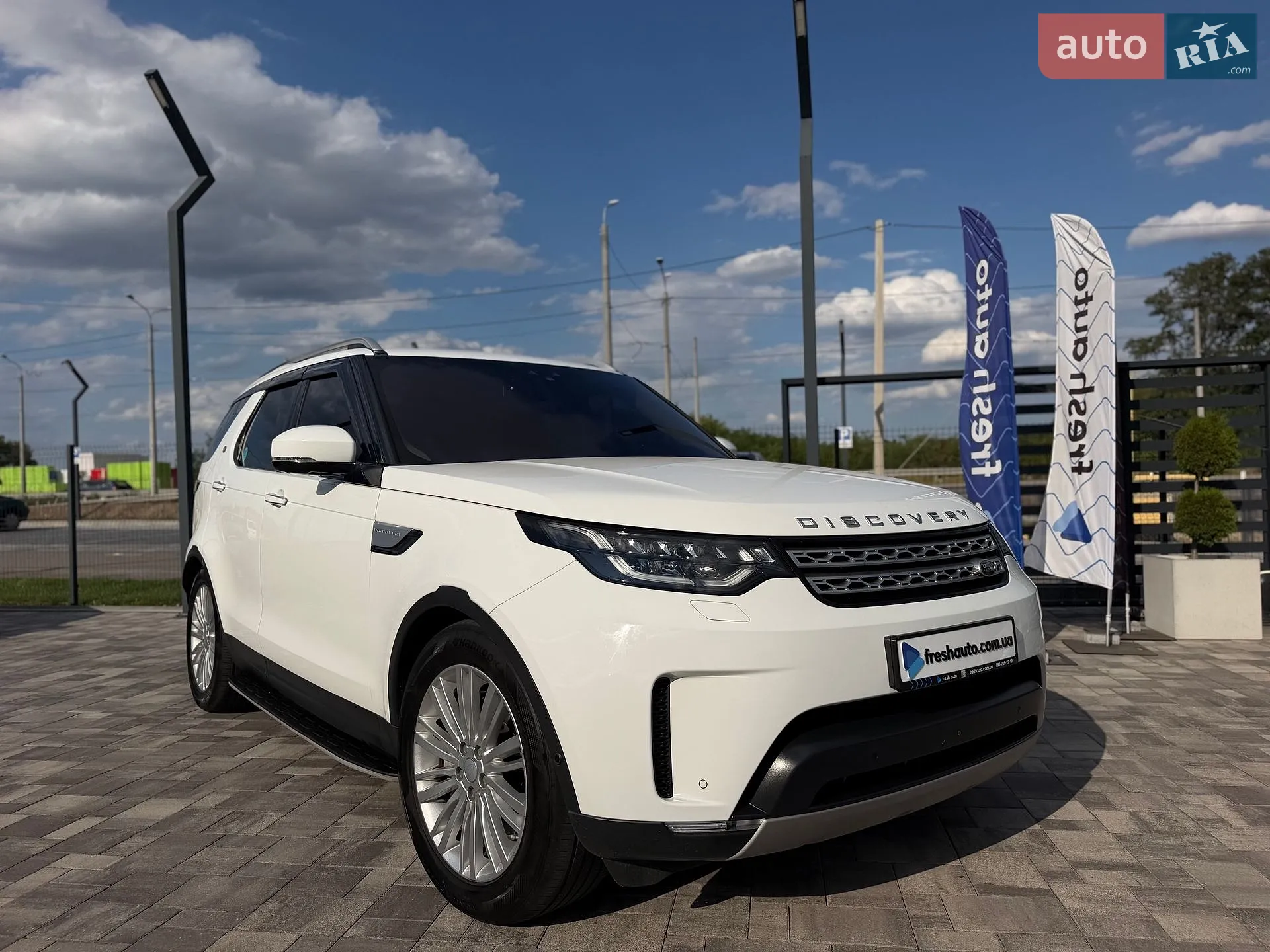 2018 Land Rover Discovery - мініатюра 4