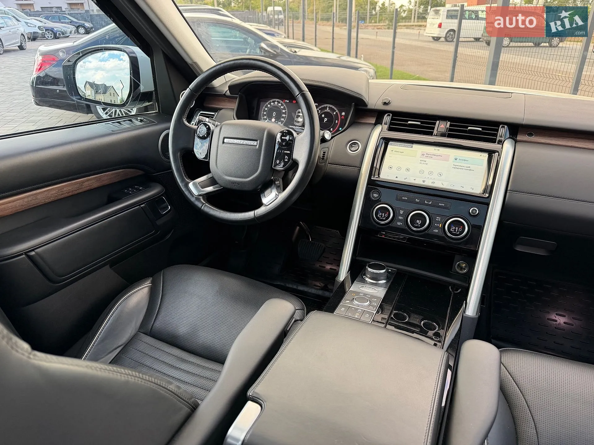 2018 Land Rover Discovery - мініатюра 39
