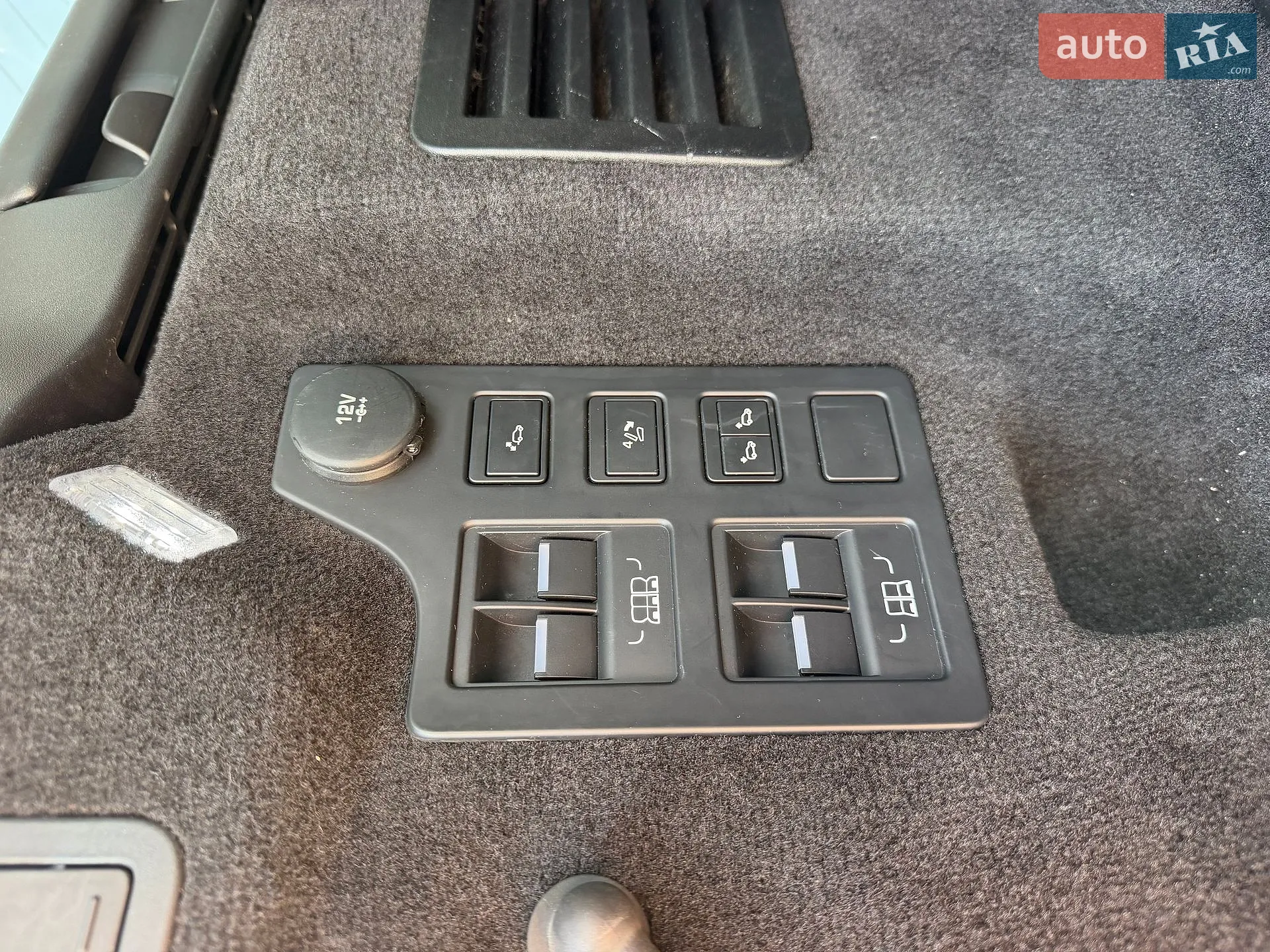 2018 Land Rover Discovery - мініатюра 43