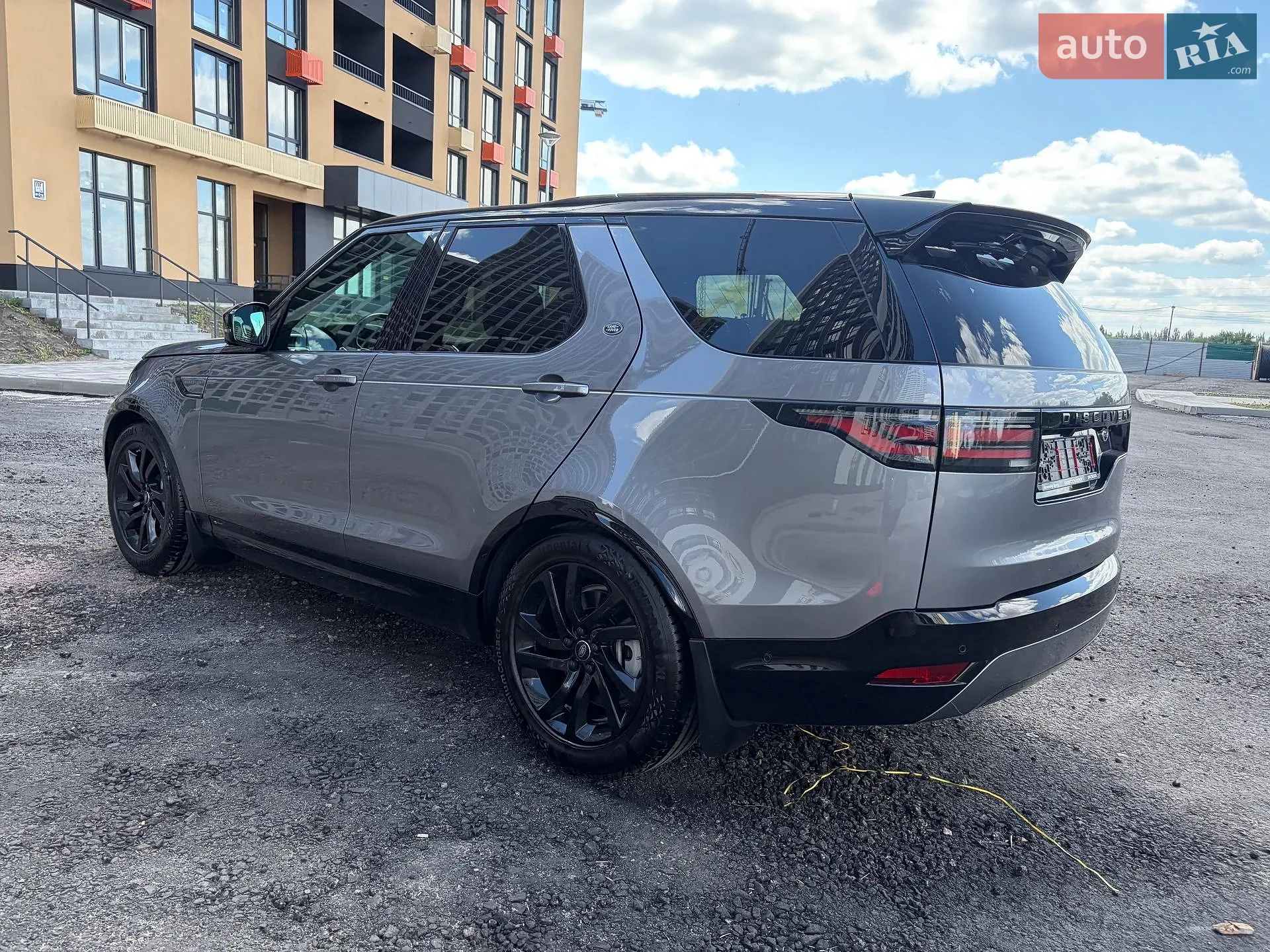 2021 Land Rover Discovery - мініатюра 15