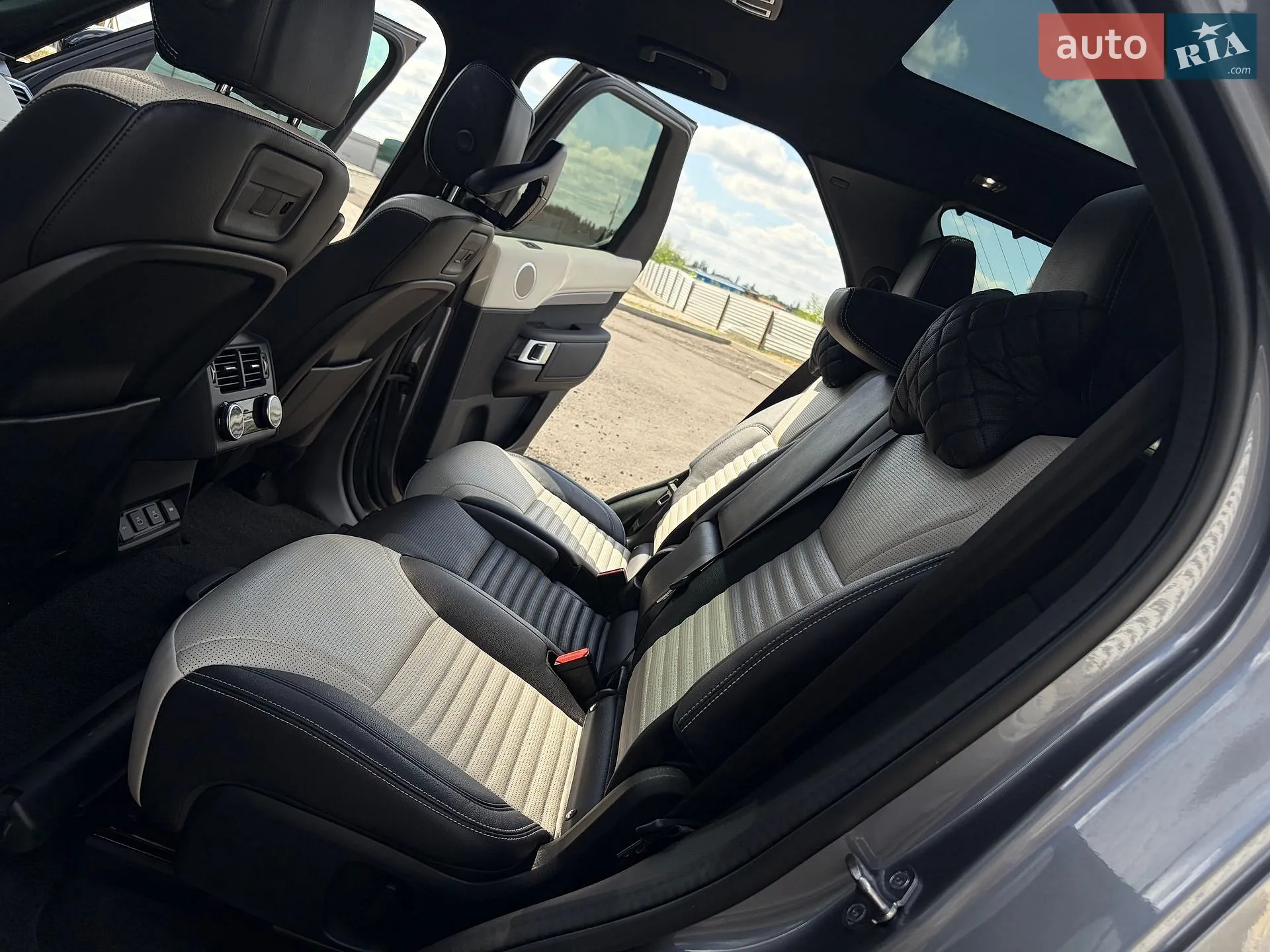 2021 Land Rover Discovery - мініатюра 81
