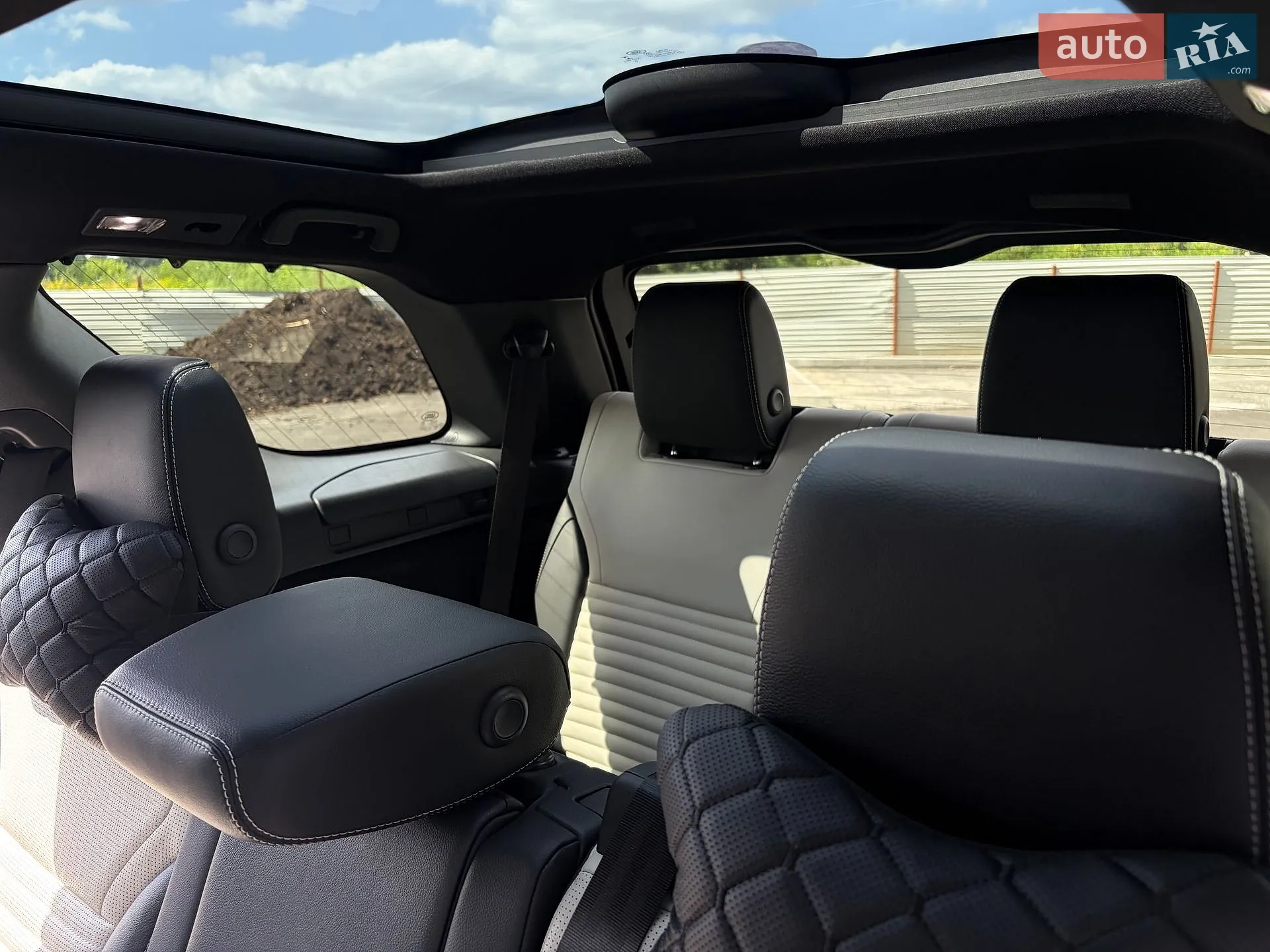 2021 Land Rover Discovery - мініатюра 88