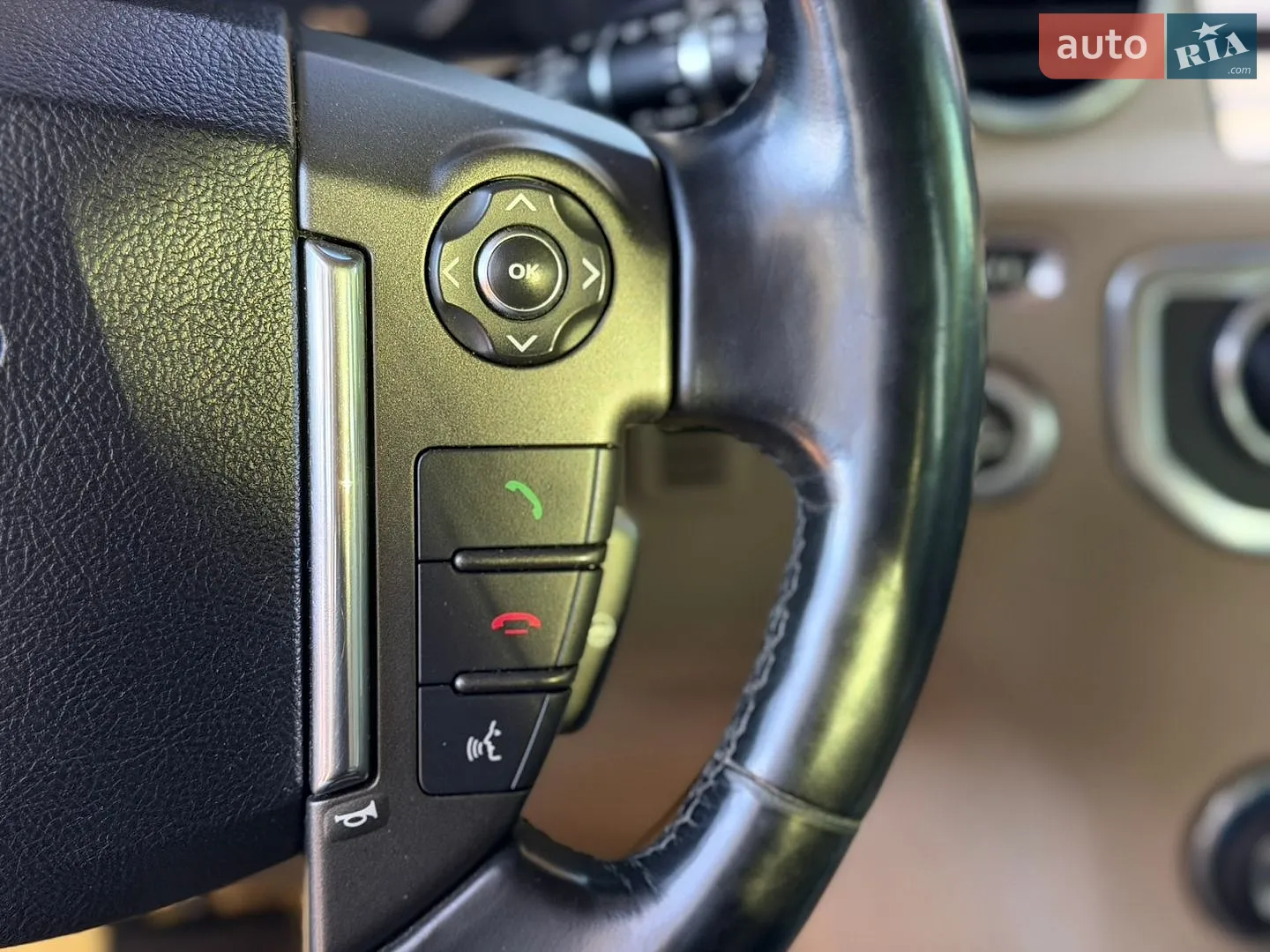 2012 Land Rover Discovery - мініатюра 31