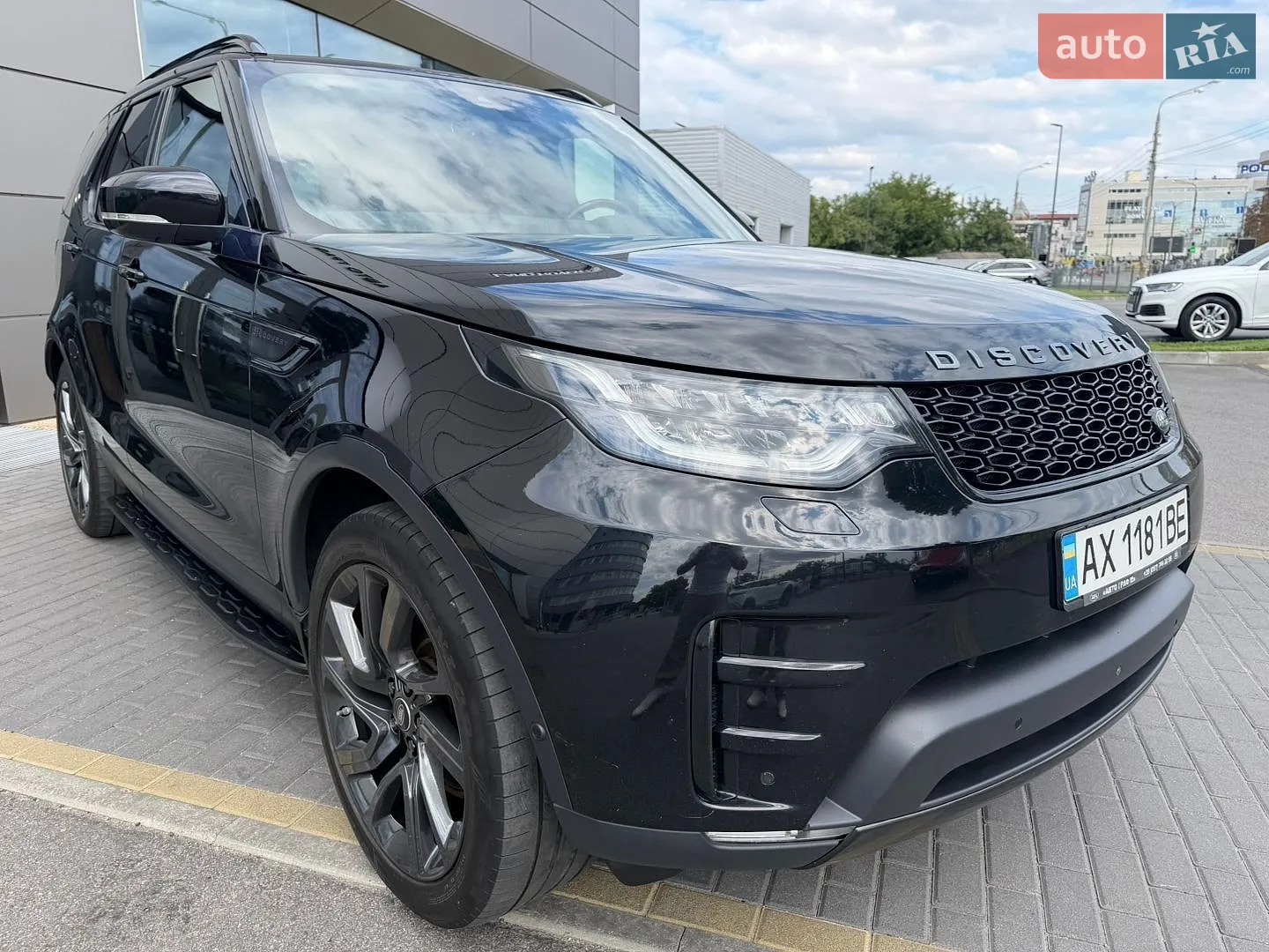 2019 Land Rover Discovery - мініатюра 11