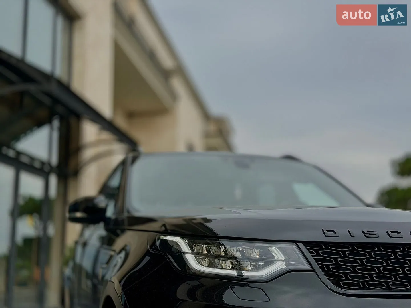 2017 Land Rover Discovery - мініатюра 38