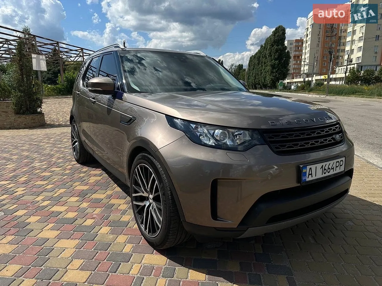 2017 Land Rover Discovery - мініатюра 2