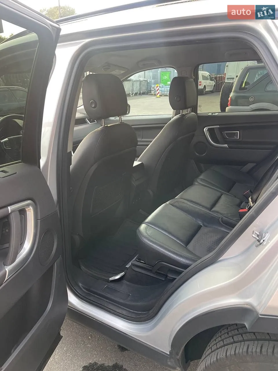 2016 Land Rover Discovery - мініатюра 10