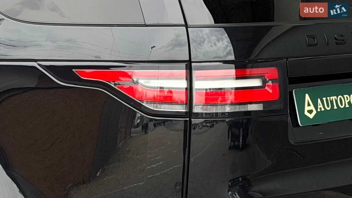 2018 Land Rover Discovery - мініатюра 11