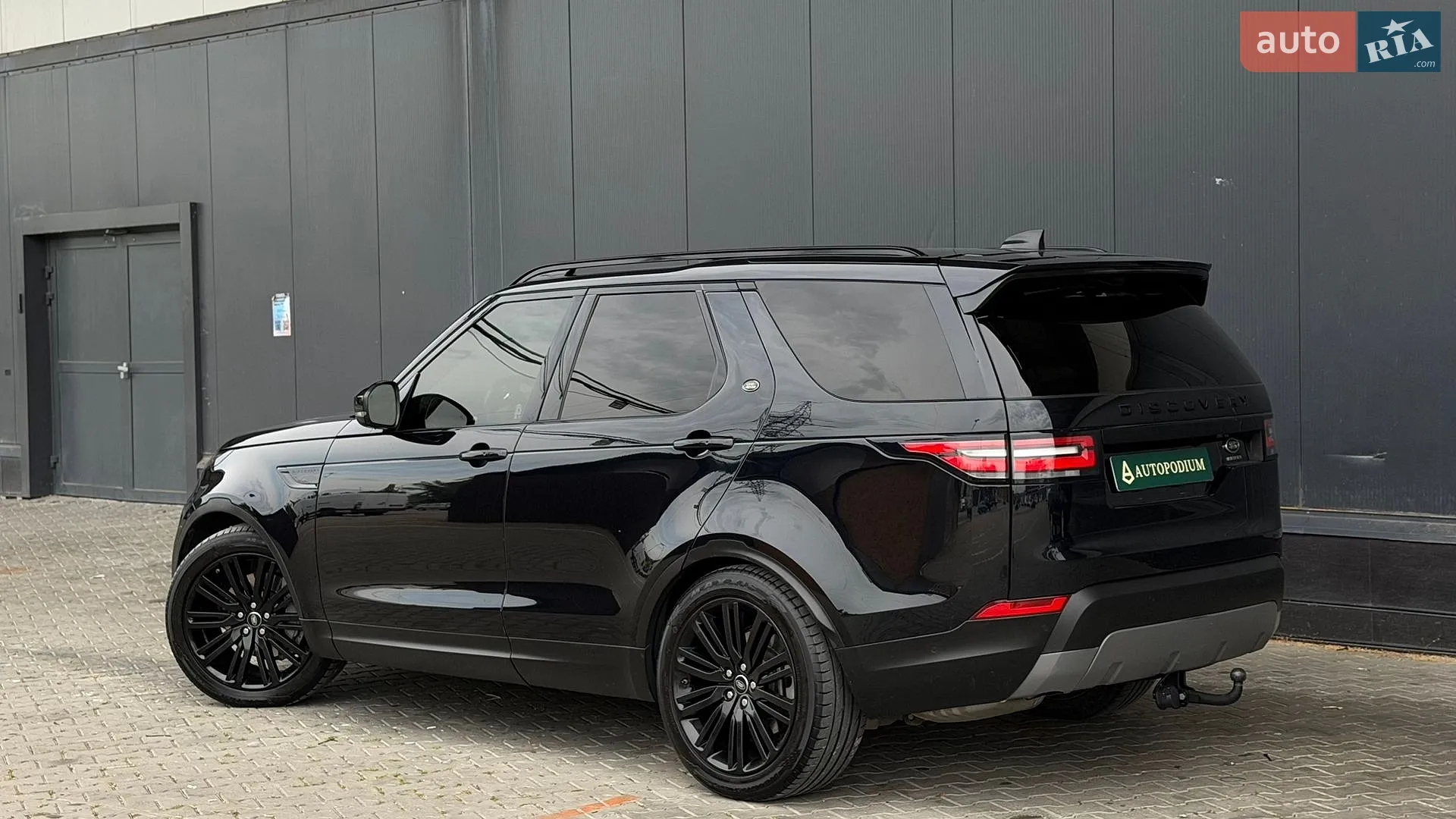 2018 Land Rover Discovery - мініатюра 8