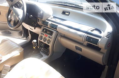 Позашляховик / Кросовер Land Rover Freelander 2000 в 