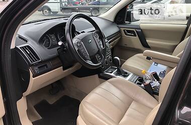 Позашляховик / Кросовер Land Rover Freelander 2013 в 