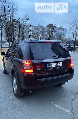 Позашляховик / Кросовер Land Rover Freelander 2010 в Києві