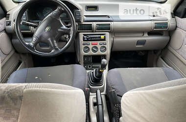 Позашляховик / Кросовер Land Rover Freelander 1998 в 